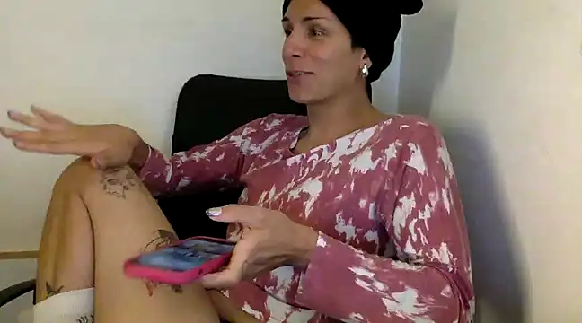 Snapshot of Thematrioshkaoficial24 chatting on December 2024 09:45:02 PM Thematrioshkaoficial24 online show from December 2024 09:45:02 PM