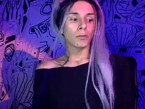 Snapshot of Thematrioshkaoficial24 chatting on January 2025 01:11:01 AM Thematrioshkaoficial24 online show from January 2025 01:11:01 AM