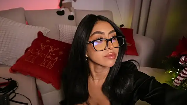 Sara albrecht online show from December 2025 03:02:01 AM