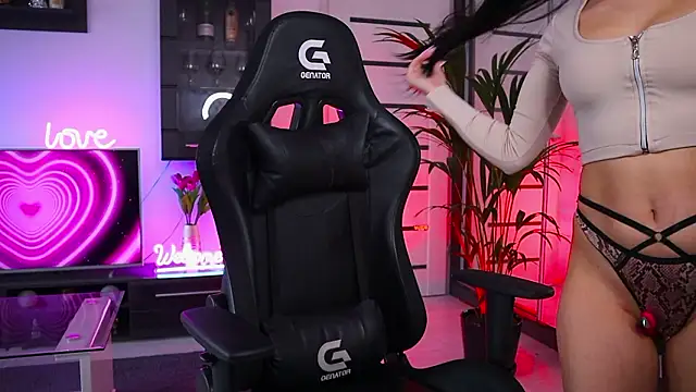 Beauty Anne online show from March 2026 07:08:02 AM