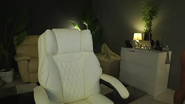 SweetBlondy35 online show from February 2026 06:26:02 PM