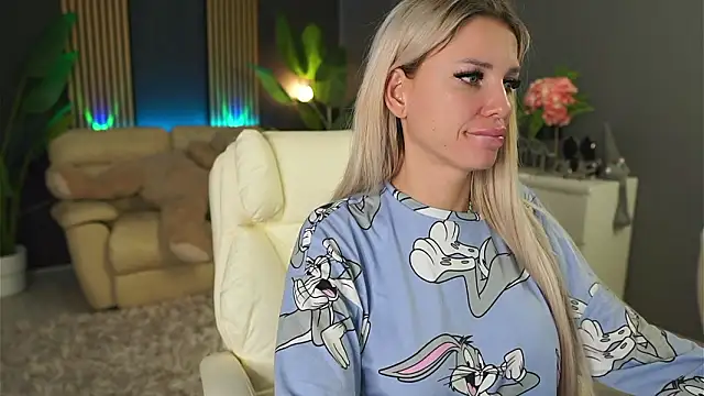 SweetBlondy35 online show from February 2026 06:16:01 PM