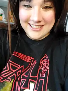 ItsNaiixa online show from February 2026 01:05:02 AM