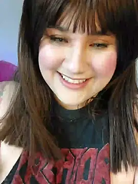 ItsNaiixa online show from October 2025 10:31:02 PM