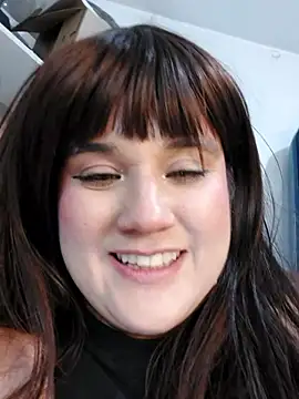 ItsNaiixa online show from March 2026 02:04:02 AM