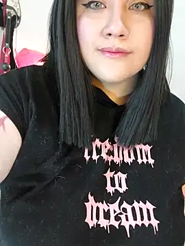 ItsNaiixa online show from September 2025 12:54:01 PM