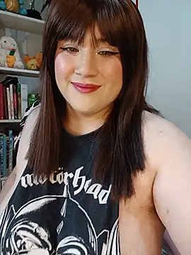 ItsNaiixa online show from June 2026 09:53:01 PM