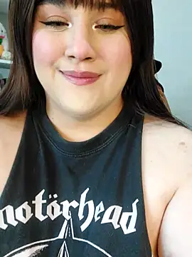 ItsNaiixa online show from February 2026 06:51:02 PM