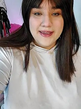 ItsNaiixa online show from November 2025 08:46:02 PM