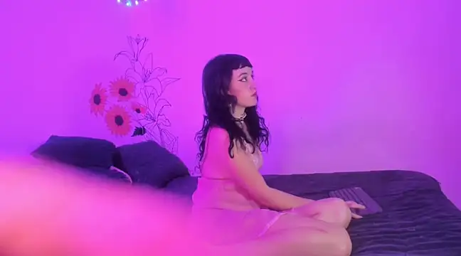 Snapshot of Dear-Venus chatting on February 2025 09:43:02 PM Dear-Venus online show from February 2025 09:43:02 PM