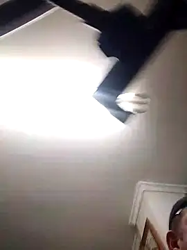 lobito1997 online show from October 2025 02:22:01 AM