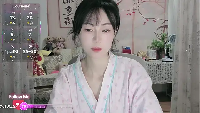 Lisa-s online show from October 2025 02:57:02 AM