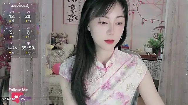 Lisa-s online show from October 2025 01:39:01 AM