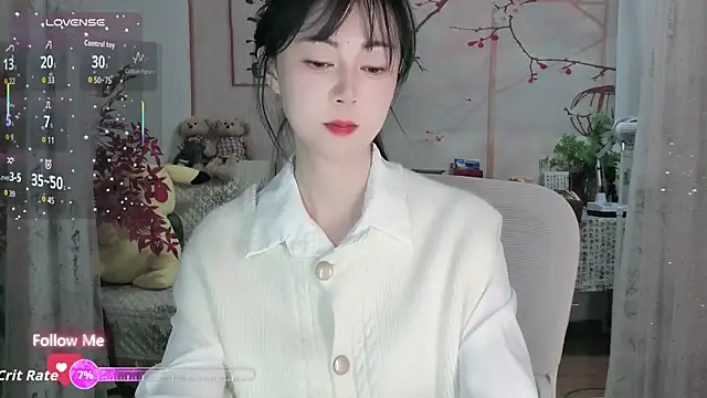 Lisa-s online show from October 2025 12:37:02 PM