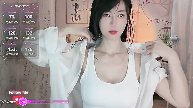 Lisa-s online show from November 2025 12:32:01 PM