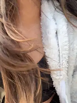 Lily candy X online show from February 2026 07:49:02 PM