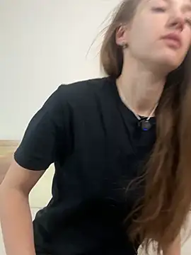 KateRedgar online show from February 2026 01:05:02 PM