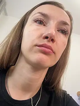 Snapshot of KateRedgar chatting on July 2026 02:13:01 PM KateRedgar online show from July 2026 02:13:01 PM