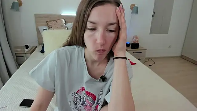 KateRedgar online show from May 2026 08:43:02 AM