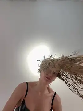 KateRedgar online show from February 2026 01:10:01 PM