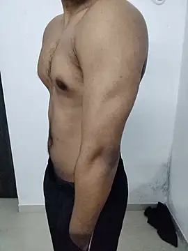hottboy 39 online show from July 2026 07:20:01 AM