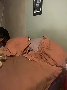 Moorella1 online show from December 2025 07:26:02 PM