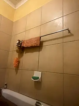 Moorella1 online show from December 2025 04:50:01 PM