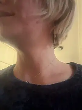 tanyagrey online show from November 2025 08:18:02 AM