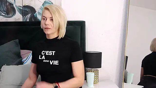 tanyagrey online show from February 2026 06:42:01 AM