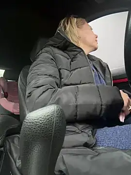 tanyagrey online show from December 2025 06:12:02 AM