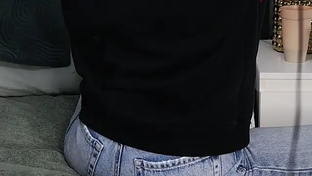 tanyagrey online show from February 2026 06:46:01 AM