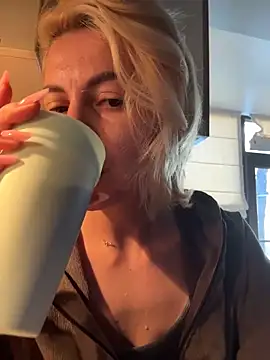 tanyagrey online show from March 2026 07:02:01 AM