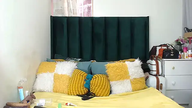 Snapshot of GaggingQueenxx chatting on February 2026 10:16:01 AM GaggingQueenxx online show from February 2026 10:16:01 AM