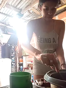 Snapshot of Alanagracia chatting on September 2025 03:28:02 PM Alanagracia online show from September 2025 03:28:02 PM