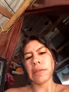 Alanagracia online show from November 2025 04:45:02 PM