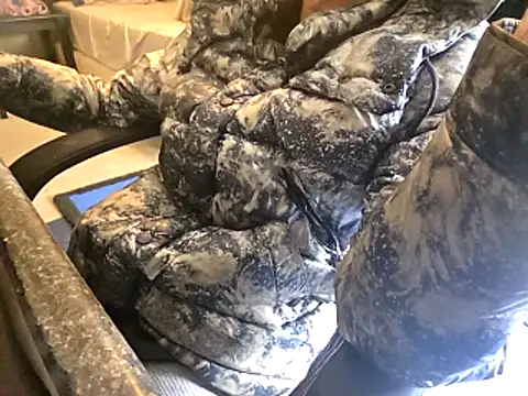 Migaruo online show from March 2026 03:01:02 PM