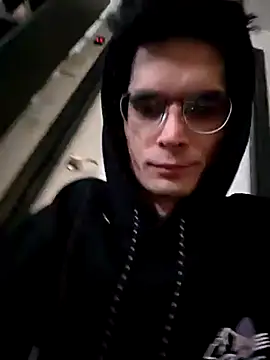 Migaruo online show from April 2026 08:10:02 PM