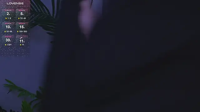 Snapshot of Mia__Peach chatting on March 2025 09:14:02 PM Mia Peach online show from March 2025 09:14:02 PM