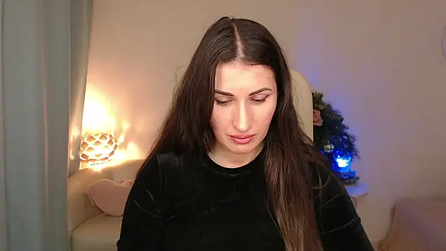 MaryMalory11 online show from December 2025 06:11:02 PM