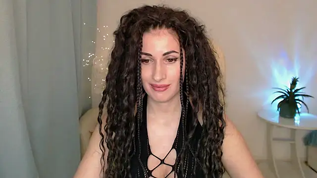 Snapshot of MaryMalory11 chatting on February 2025 03:33:01 PM MaryMalory11 online show from February 2025 03:33:01 PM