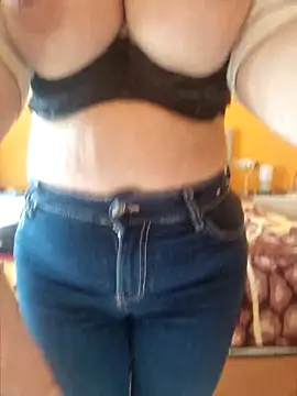 lamorbosa37 online show from January 2026 12:30:01 PM