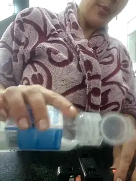 Snapshot of lamorbosa37 chatting on April 2026 12:06:02 PM lamorbosa37 online show from April 2026 12:06:02 PM