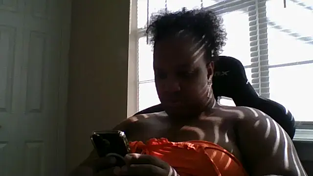 Badgirlbrittt online show from October 2025 07:50:01 PM