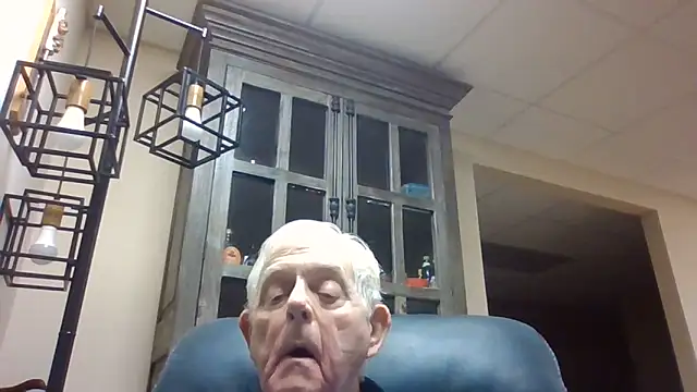 Snapshot of bootlegmanz chatting on June 2026 05:08:01 AM bootlegmanz online show from June 2026 05:08:01 AM