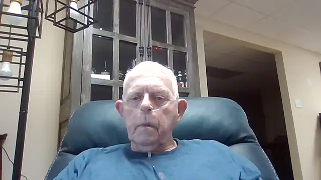 Snapshot of bootlegmanz chatting on September 2025 09:14:01 PM bootlegmanz online show from September 2025 09:14:01 PM