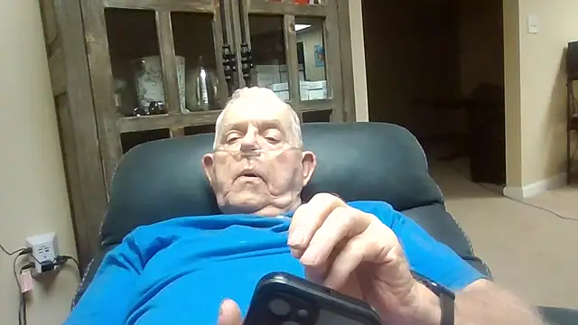 Snapshot of bootlegmanz chatting on September 2025 12:44:01 AM bootlegmanz online show from September 2025 12:44:01 AM