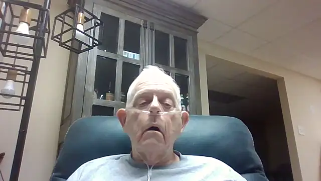 Snapshot of bootlegmanz chatting on September 2025 12:34:02 PM bootlegmanz online show from September 2025 12:34:02 PM