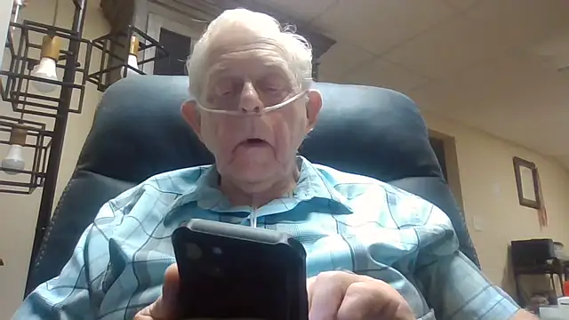 Snapshot of bootlegmanz chatting on July 2026 03:51:02 PM bootlegmanz online show from July 2026 03:51:02 PM