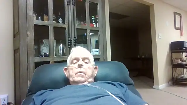 Snapshot of bootlegmanz chatting on November 2025 01:59:01 PM bootlegmanz online show from November 2025 01:59:01 PM