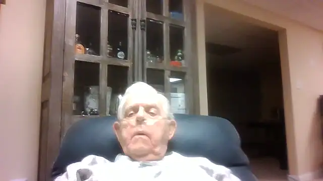 Snapshot of bootlegmanz chatting on June 2026 01:06:01 AM bootlegmanz online show from June 2026 01:06:01 AM
